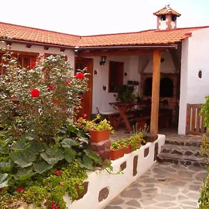 https://la-casa-de-mis-padres.in-canary-islands.com